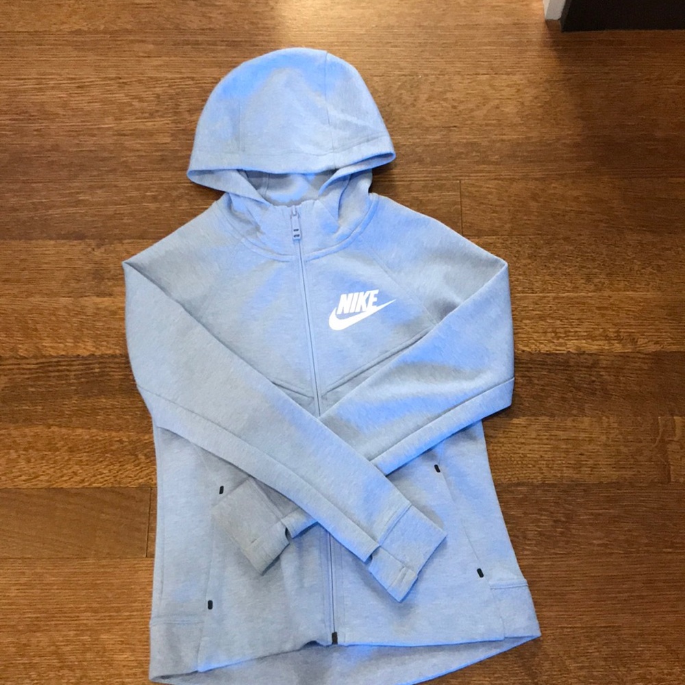 Nike sweatshirt